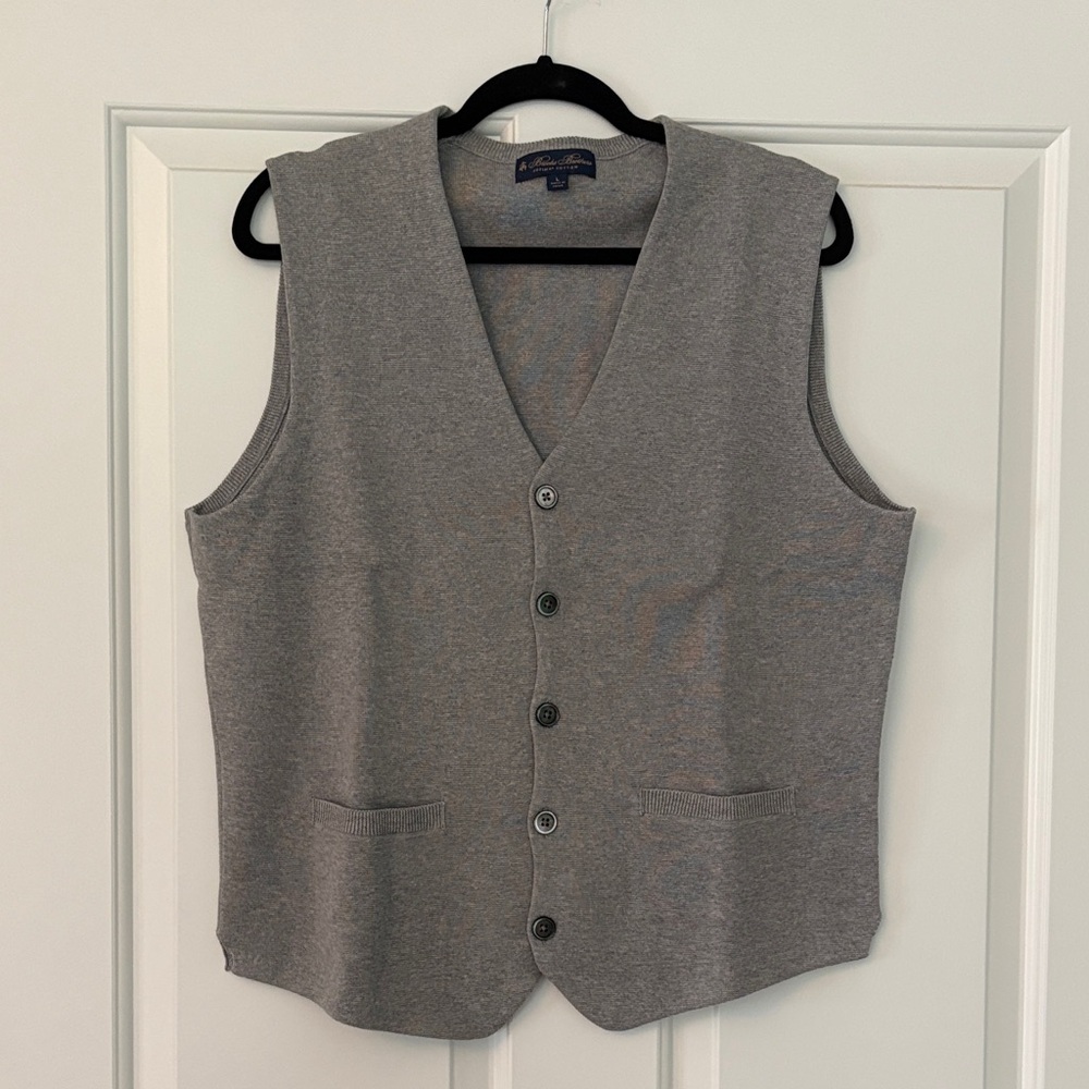 Men’s Supima Cotton Brooks Brothers button up sweater vest Size Large